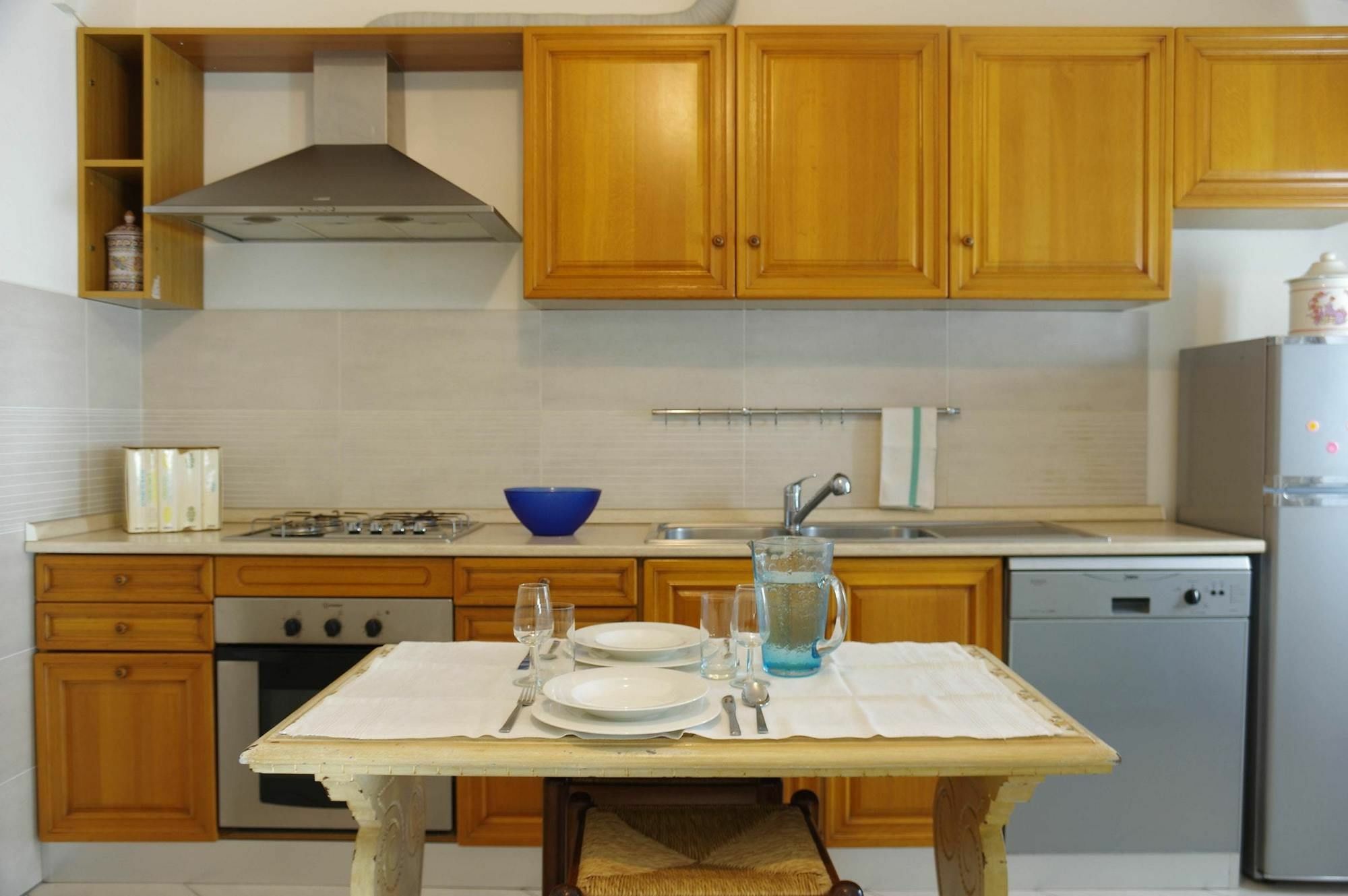 Apartment With 2 Bedrooms In Viareggio, With Balcony And Wifi - 300 M *